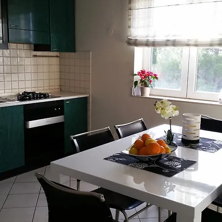 Red Coral Apartman