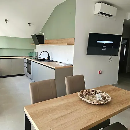 Red Coral Apartment